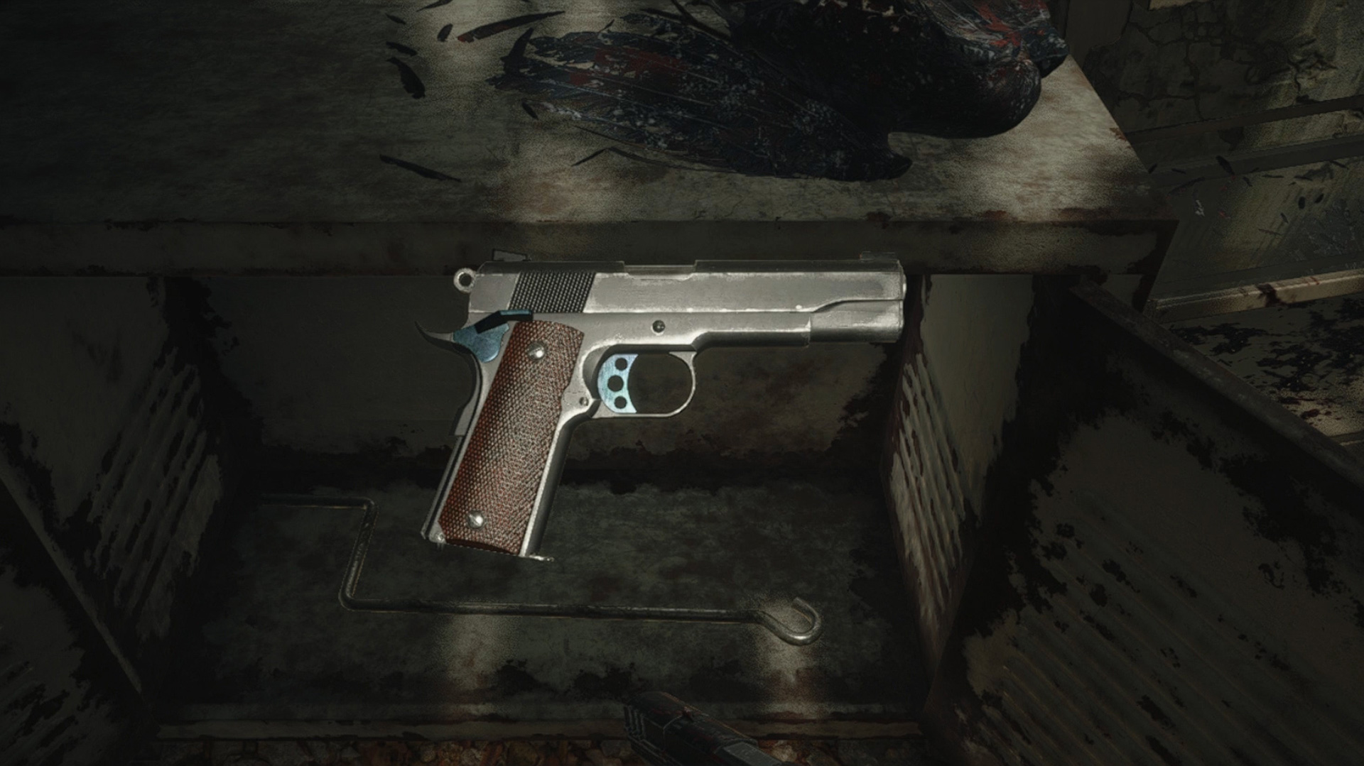 Оружие резидент ивел 2. Resident Evil Village m1911. Оружие в резидент эвил 8.